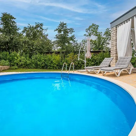 Ofelia By Interhome *